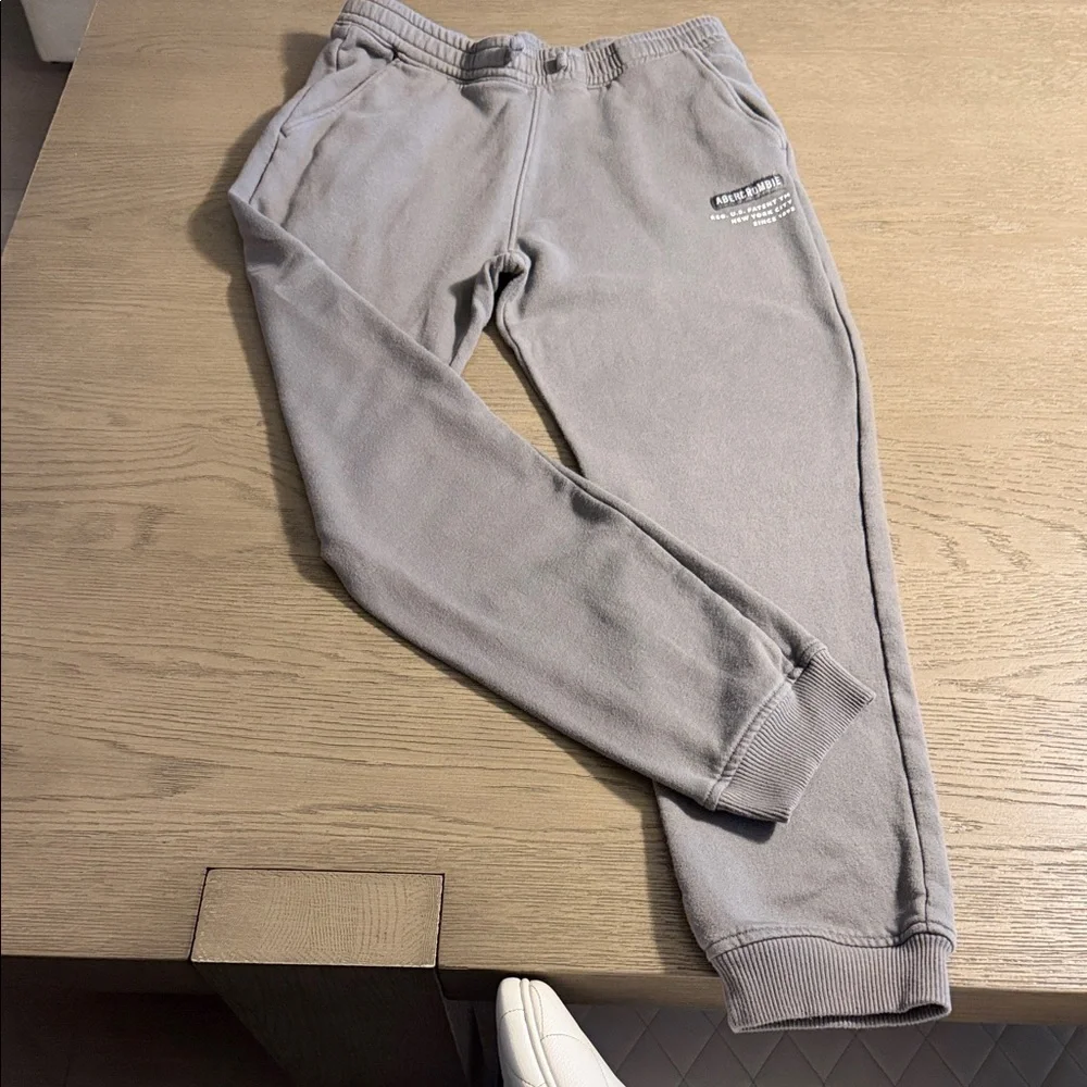 Abercrombie Kids Light Gray Joggers - Picture 1 of 2